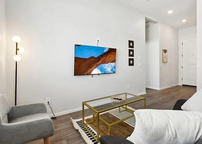 Dreamlight Modern In With Pool,bbq